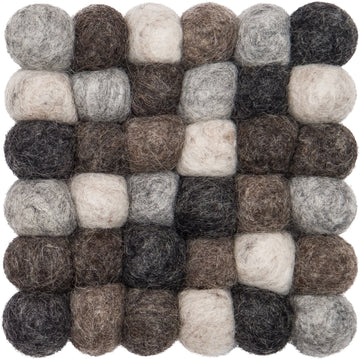 Néla pattern square felt ball