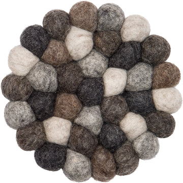 Néla pattern round felt ball
